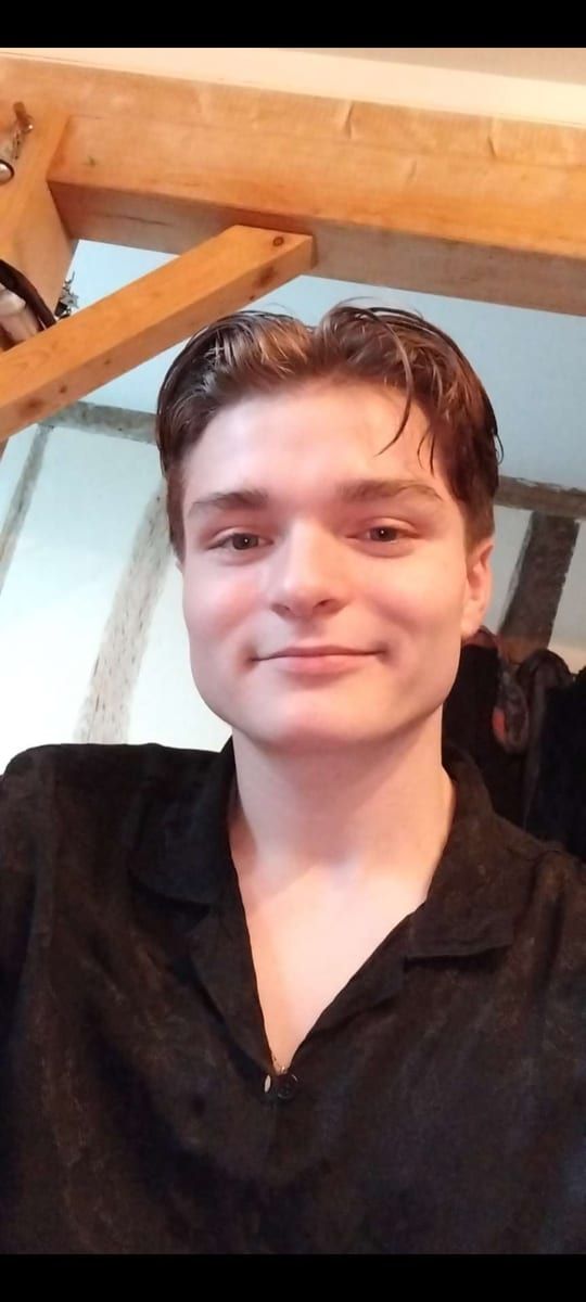 Profil de Lacene